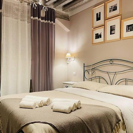 All'Interno Delle Mura Appartamento Con Wi-Fi E Netflix Lucca Bagian luar foto